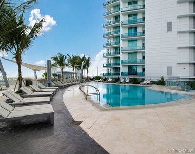 900 Biscayne Blvd - Photo Thumbnail 44