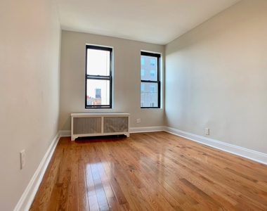 515 West 168th Street - Photo Thumbnail 2