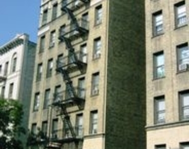 broadway and West 170th Street - Photo Thumbnail 0
