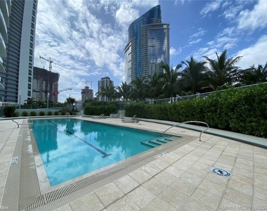 900 Biscayne Blvd Apt 3707 - Photo Thumbnail 11