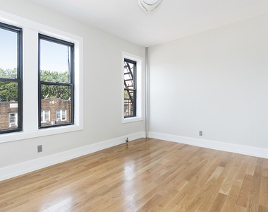 317 Lefferts Avenue - Photo Thumbnail 2