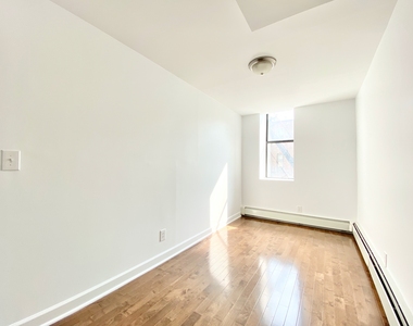 672 St Nicholas Avenue - Photo Thumbnail 3