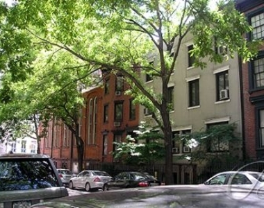 126 East 30th Street - Photo Thumbnail 11