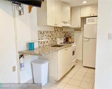 2650 Garfield St Hollywood, Fl 33020 2 - Photo Thumbnail 3