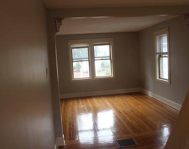 63 Ruggles St Unit 63 - Photo Thumbnail 4