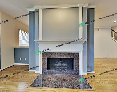 1802 Wilson St - Photo Thumbnail 10