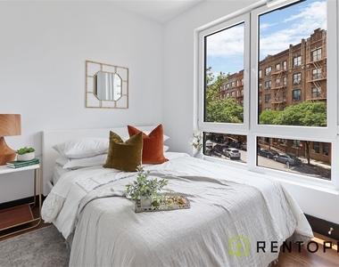 290 Union Avenue, Brooklyn, NY 11211 - Photo Thumbnail 1