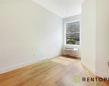 36 Meserole Street, Brooklyn, NY 11206 - Photo Thumbnail 1