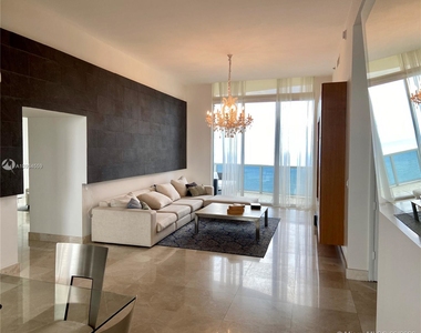 16001 Collins Ave - Photo Thumbnail 3