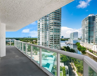 16400 Collins Avenue - Photo Thumbnail 15