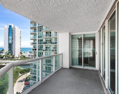 16400 Collins Avenue - Photo Thumbnail 4