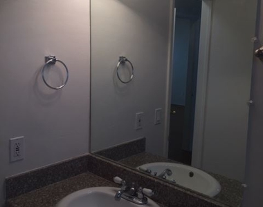 4436 Ventura Canyon Ave 6 - Photo Thumbnail 4