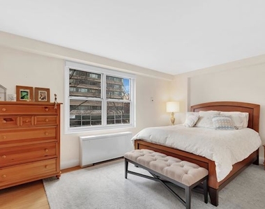 155 West 68th Street - Photo Thumbnail 1