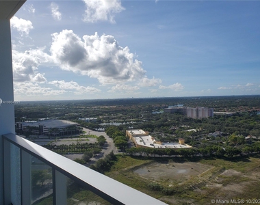 2000 Metropica Way - Photo Thumbnail 25