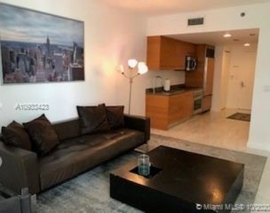 495 Brickell Ave - Photo Thumbnail 9