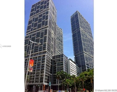 495 Brickell Ave - Photo Thumbnail 4