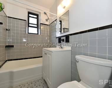 30-91 Crescent Street - Photo Thumbnail 9