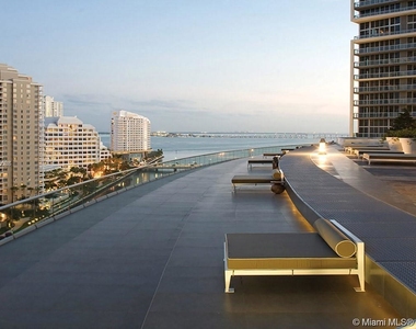 485 Brickell Ave - Photo Thumbnail 17