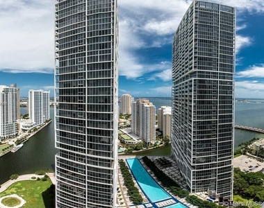 485 Brickell Ave - Photo Thumbnail 26