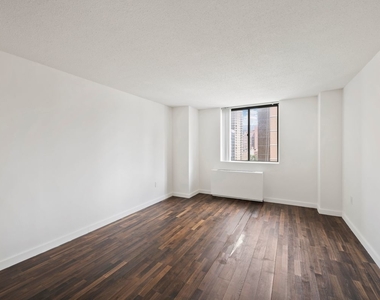 184 Lexington Avenue - Photo Thumbnail 3