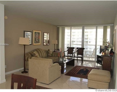 5600 Collins Ave - Photo Thumbnail 17