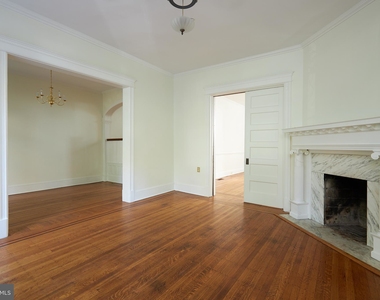 2614 Cathedral Avenue Nw - Photo Thumbnail 4