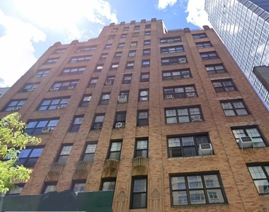 East 55th Street - Photo Thumbnail 17