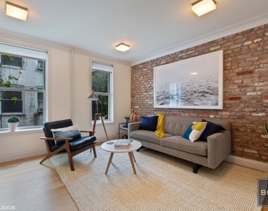 204 West 10th Street - Photo Thumbnail 0