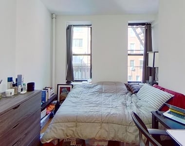 236 Mulberry Street - Photo Thumbnail 3