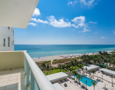 5001 Collins Ave - Photo Thumbnail 0