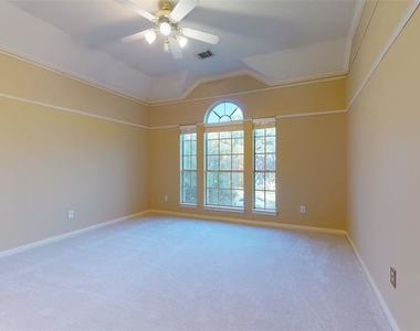 1243 Turnbury Oak Street - Photo Thumbnail 41