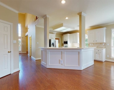 1243 Turnbury Oak Street - Photo Thumbnail 20