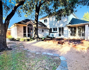 1243 Turnbury Oak Street - Photo Thumbnail 2