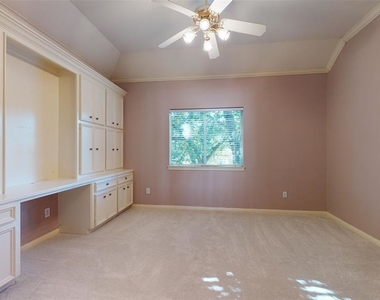 1243 Turnbury Oak Street - Photo Thumbnail 39