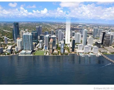 1010 Brickell Ave - Photo Thumbnail 0