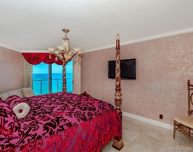 16485 Collins Ave - Photo Thumbnail 17