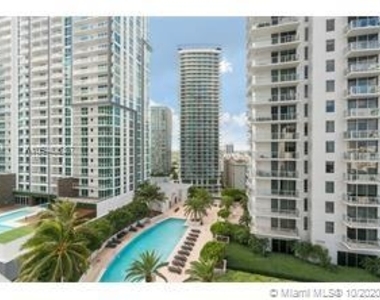 1050 Brickell Ave - Photo Thumbnail 20