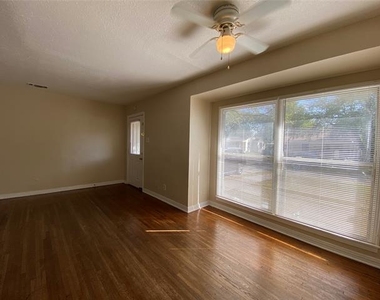 4812 Roanoke Street - Photo Thumbnail 1