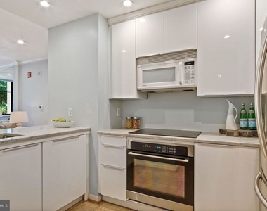 1312 Massachusetts Ave Nw #104 - Photo Thumbnail 5