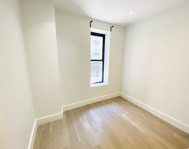 138 Ludlow Street - Photo Thumbnail 3