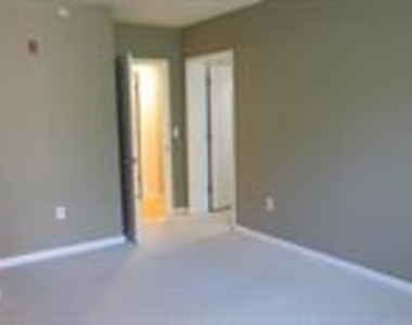 350 G Street Sw - Photo Thumbnail 7