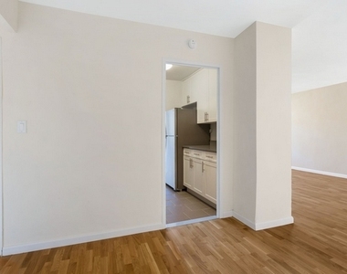 57th Avenue, Corona, NY 11368 - Photo Thumbnail 7