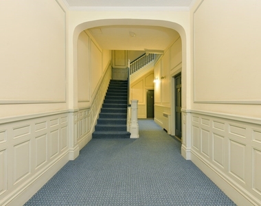 354 Beacon St Unit 1 - Photo Thumbnail 6