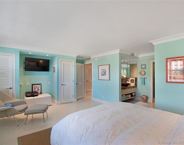 613 Ocean Dr - Photo Thumbnail 11