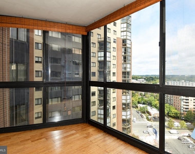 900 N Stafford St #1706 - Photo Thumbnail 8