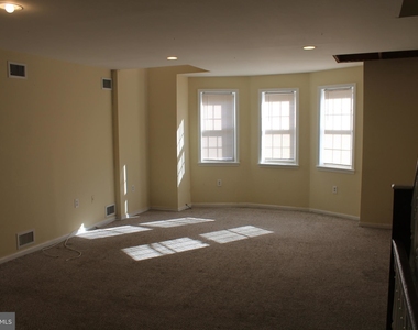 237 Fairmount - Photo Thumbnail 7