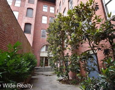 1720 Lombard St - Photo Thumbnail 2