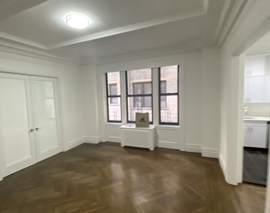 200 West 58 Street  - Photo Thumbnail 1