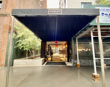 East 66th Street - Photo Thumbnail 10