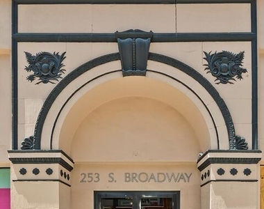 253 S Broadway - Photo Thumbnail 2
